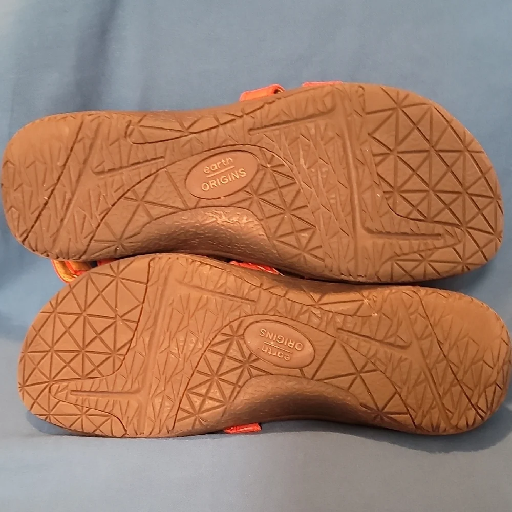Earth Origins Women's Strappy Red Sandals - Picture 4 of 6
